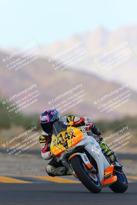 media/Sep-24-2022-CVMA (Sat) [[a45f954247]]/Race 10 Amateur Supersport Middleweight/